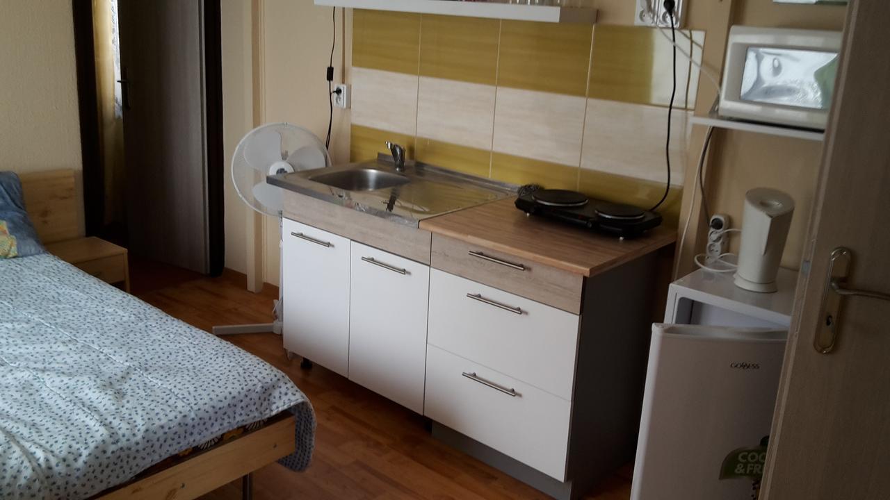 Bitter Sukromne Ubytovanie Štúrovo Exteriér fotografie